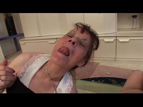❤️ Divām vecmāmiņām un vectētiņam ir sekss trijatā ❤ Porno pie porno lv.bsglass.ru ❌❤
